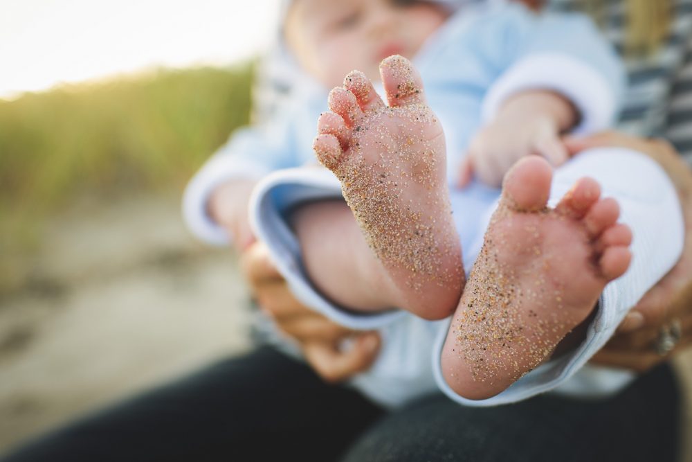 Baby feet trusts